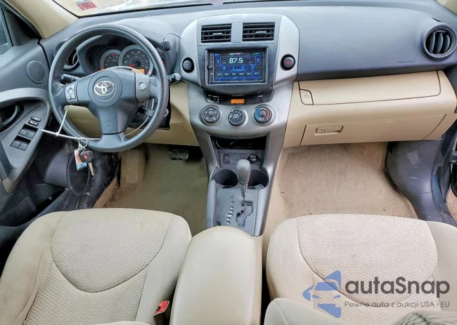 2T3BF4DV2CW213987: 74338345