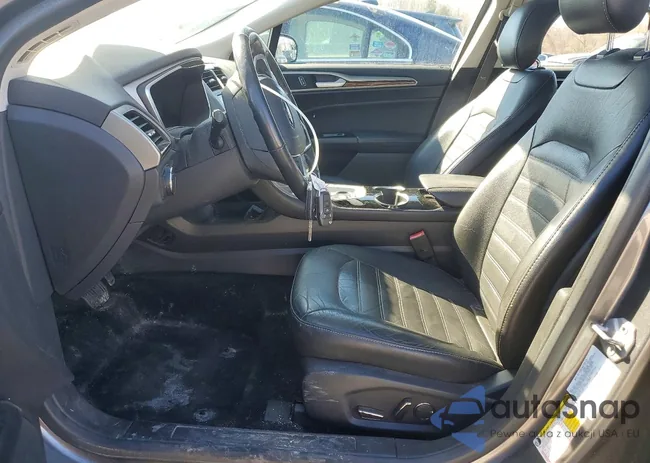 3FA6P0LU1ER197262: 77626715