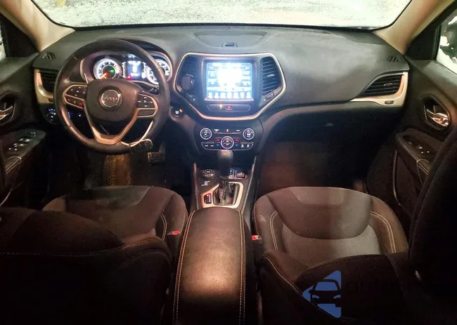 1C4PJMCB5HW557933: 75977585