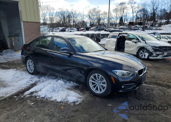 WBA8A3C57JA492432: 76790725