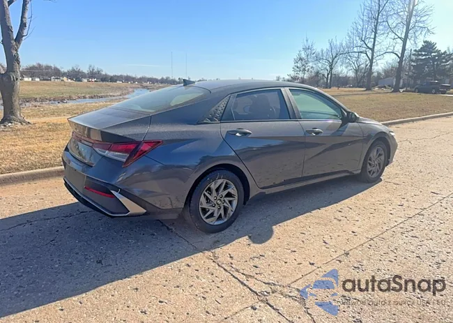 KMHLM4DG4RU802200: 77587875