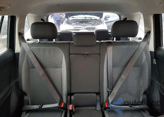 3VV1B7AX2LM076647: 78304975