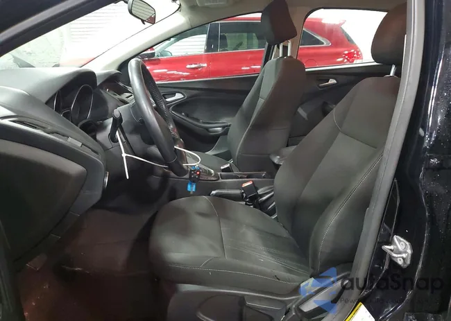 1FADP3F29GL246129: 77926005