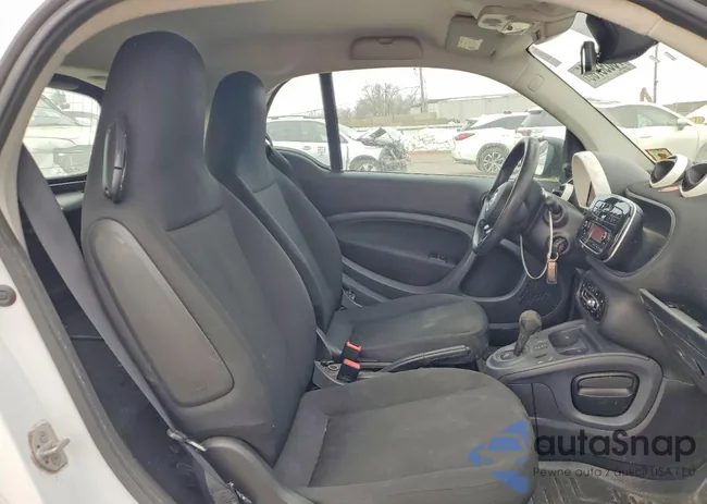 WMEFJ5DA2HK170997: 76693765