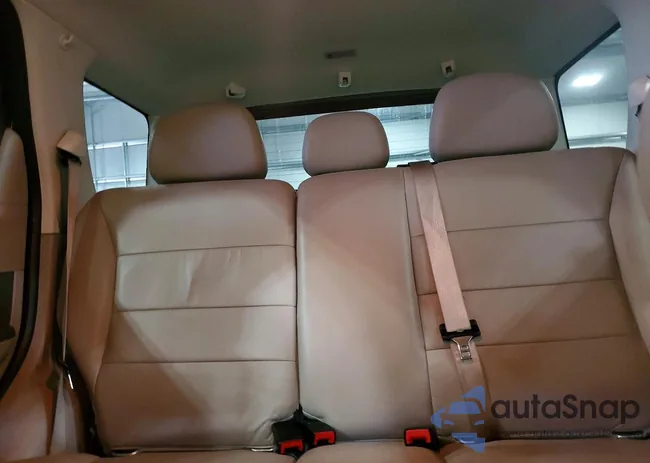 1FMCU4K32AKC06647: 76917025