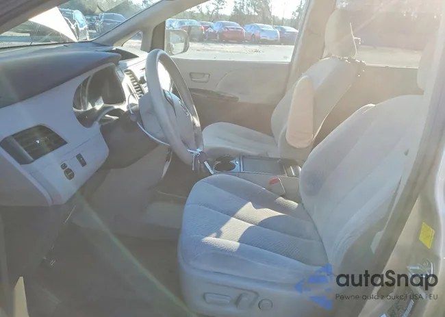 5TDKK3DC3BS120870: 77866835