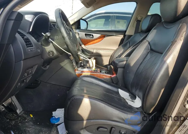 JN8CS1MU5GM671651: 76117785