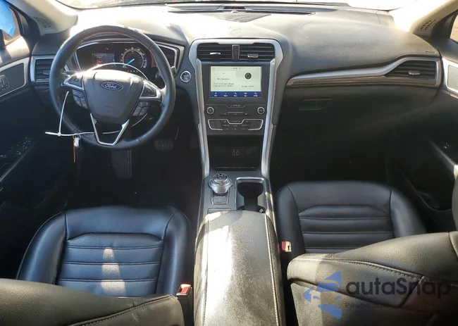 3FA6P0CD9LR196048: 74738075