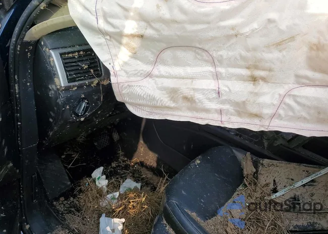 1V2ER2CA3JC521157: 78158875