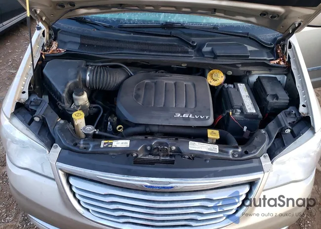 2C4RC1BG2GR172982: 76933585