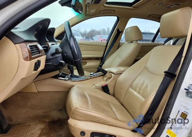 WBAVC73558KX92138: 76139355