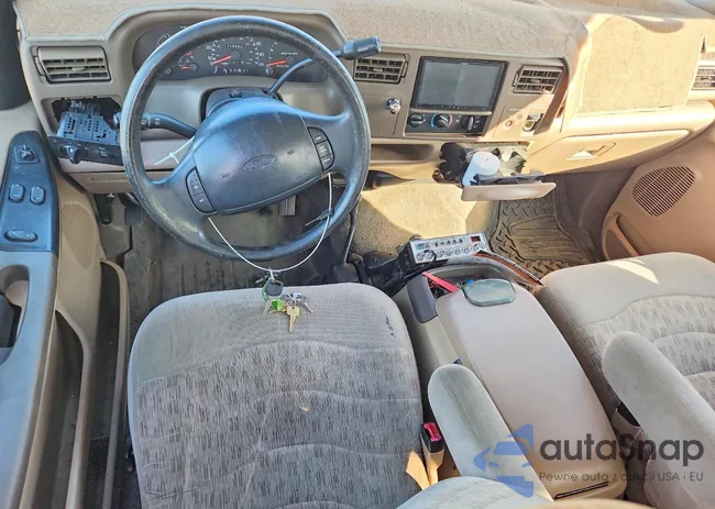 1FTNX21FXXEC04849: 77329035