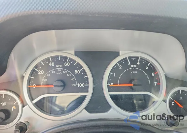 1J4GA69128L575795: 76183655