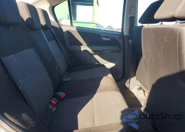 JS2YC415585109084: 77466005