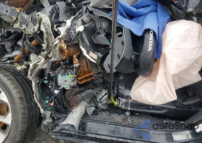 1HGCR2E52FA088833: 75567535