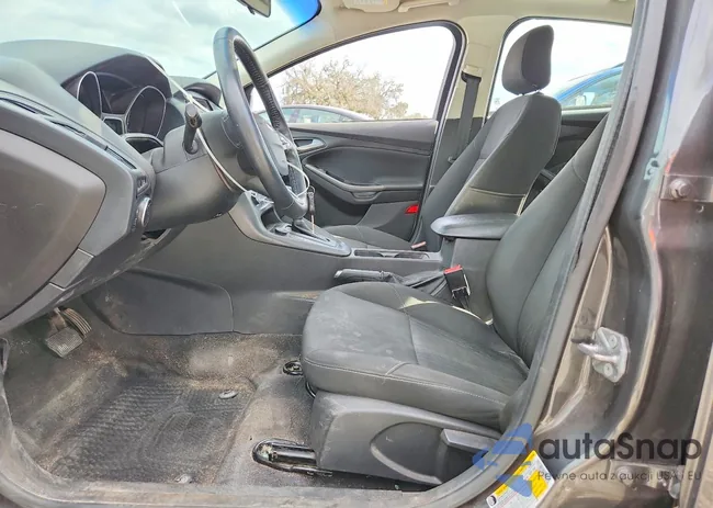 1FADP3H26JL270165: 77834455