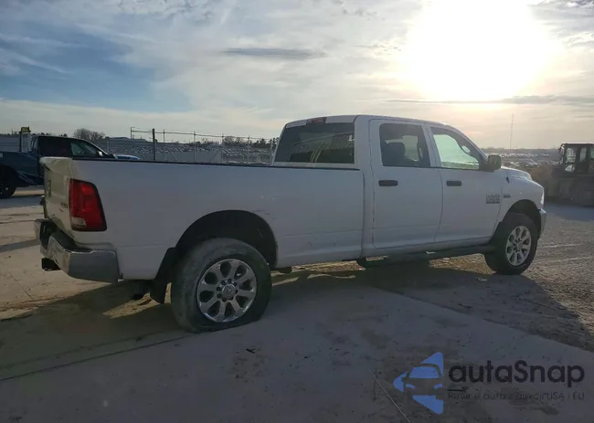 3C6TR5HT3EG258862: 76851045