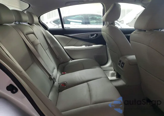 JN1BV7AR4FM401698: 75876945