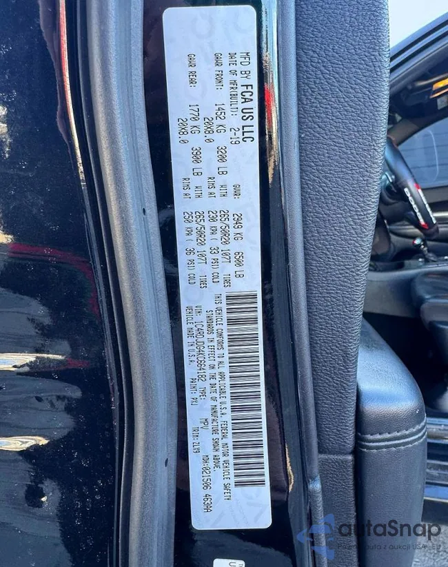 1C4RDJDG4KC664182: 77982385