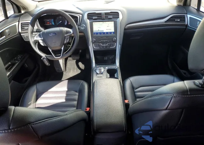 3FA6P0MU3LR123711: 77797235