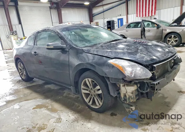 1N4AL2EP9BC174105: 77032915