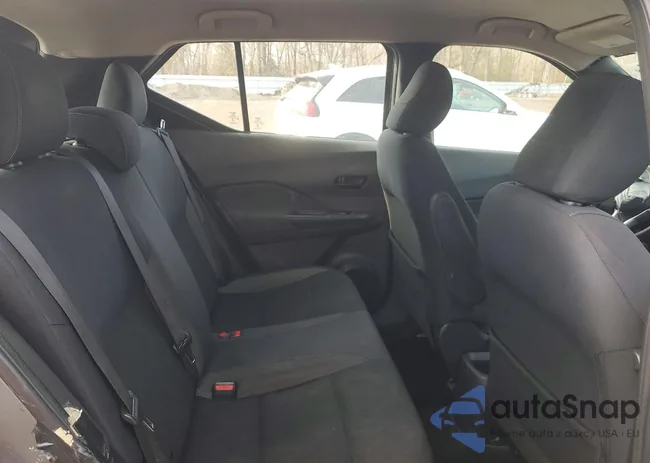 3N1CP5CU6KL517607: 77277895