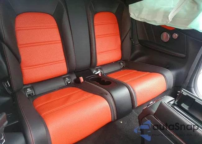 WDDWJ8HB3JF646231: 76662315