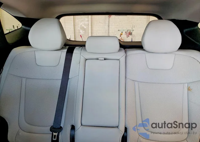 KM8JCDD18SU349937: 76831205