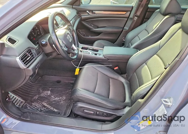 1HGCV3F2XNA013978: 75420325