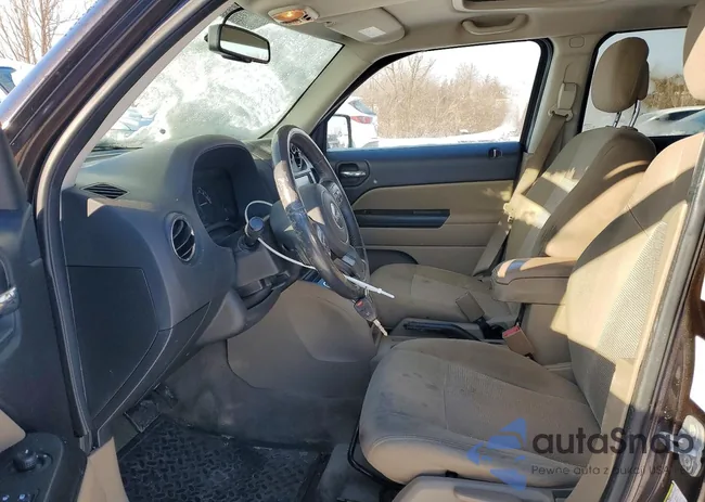 1C4NJRFB0ED716932: 75465145