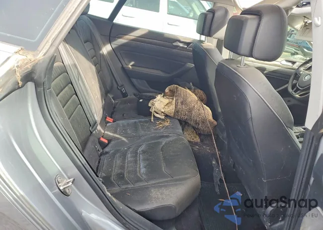 WVWCR7AN3LE017873: 78227625