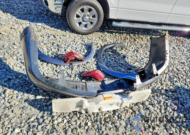 JN8AZ2NE1G9125304: 78443205