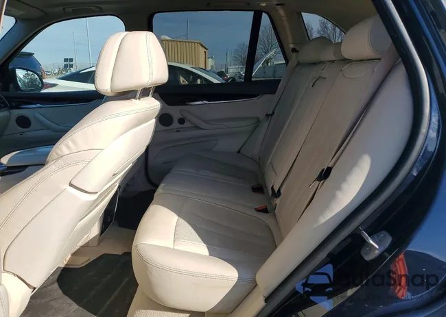 5UXKR0C54F0K68840: 78850855