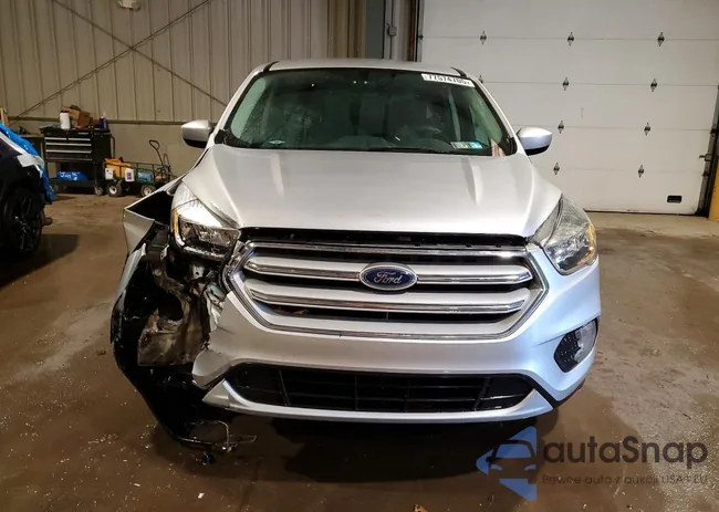 1FMCU9GD6KUA75856: 77574705