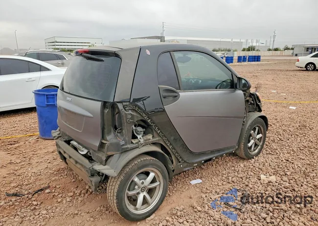 WMEEJ3BA8FK809951: 76938155