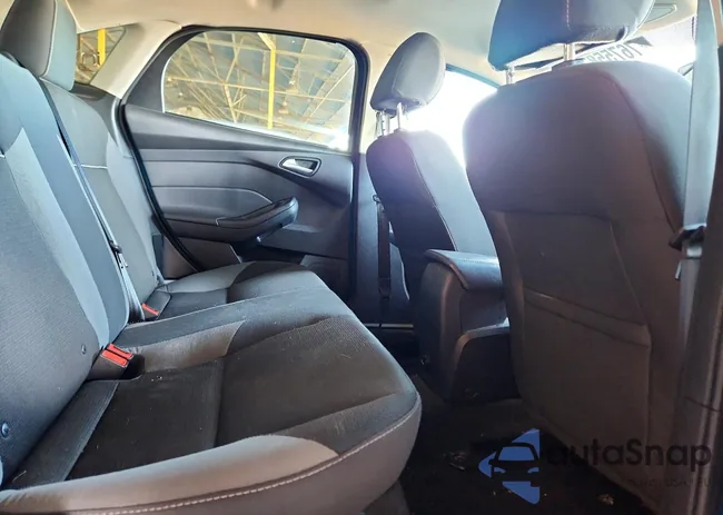 1FADP3F24EL442377: 76755875