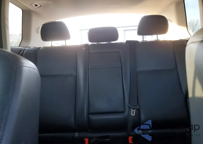 WDCGG8HB0CF855081: 76968335