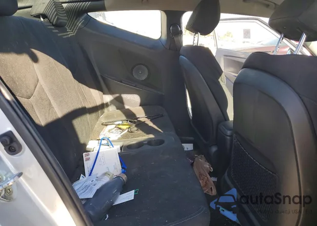 KMHTC6AD4GU266063: 75990075