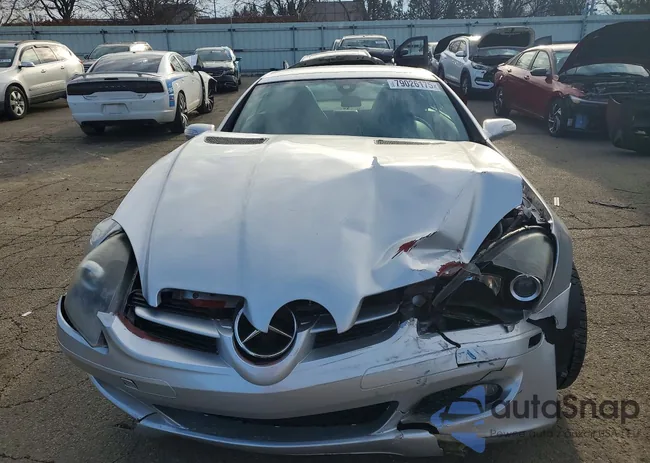 WDBWK56F25F056702: 79026175