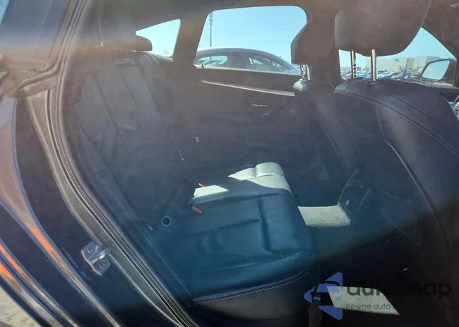 WBA8Y3C5XJG451253: 76771705