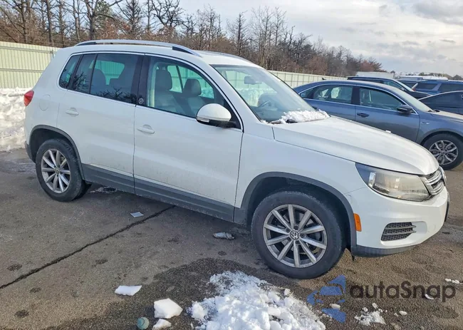 WVGRV7AX3HK002642: 76208655