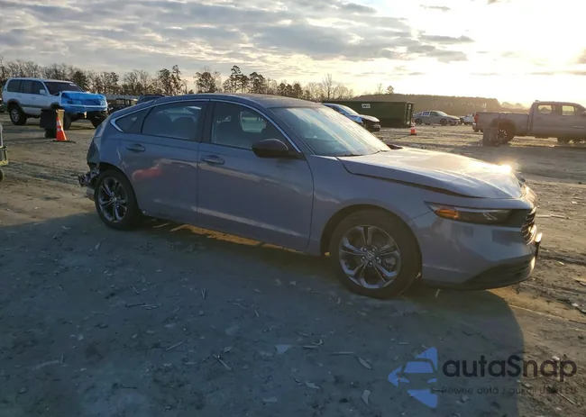 1HGCY2F53RA010647: 76667565