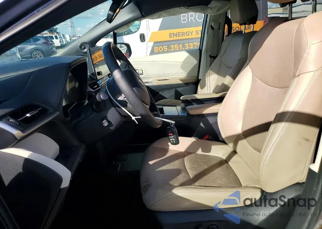 5TDZSKFC6NS067642: 76743285