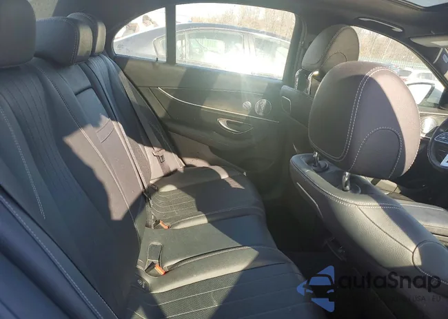 WDDZF4KB4KA582716: 75924245