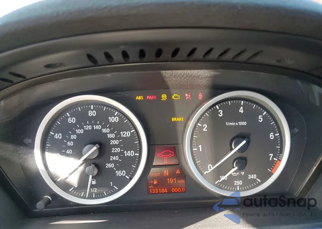 5UXFG2C53BLX05996: 77918475