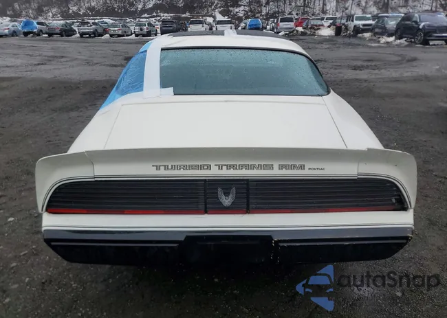 1G2AX87T4BN113880: 78242585