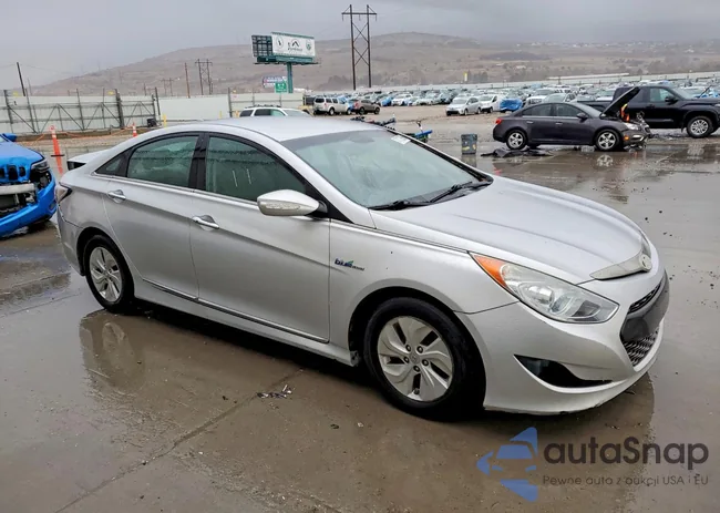 KMHEC4A41DA066154: 77172565