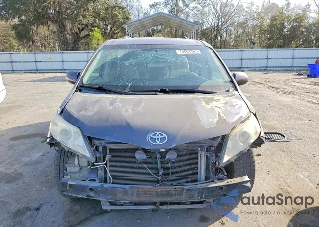 5TDKK3DC6CS232869: 75861185