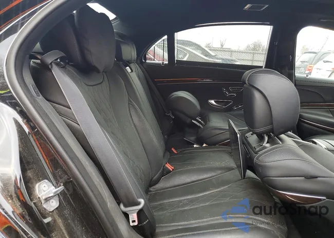 WDDUG8DB2KA454986: 78231015