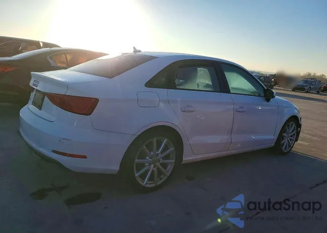 WAUA7GFF8G1063272: 77330215